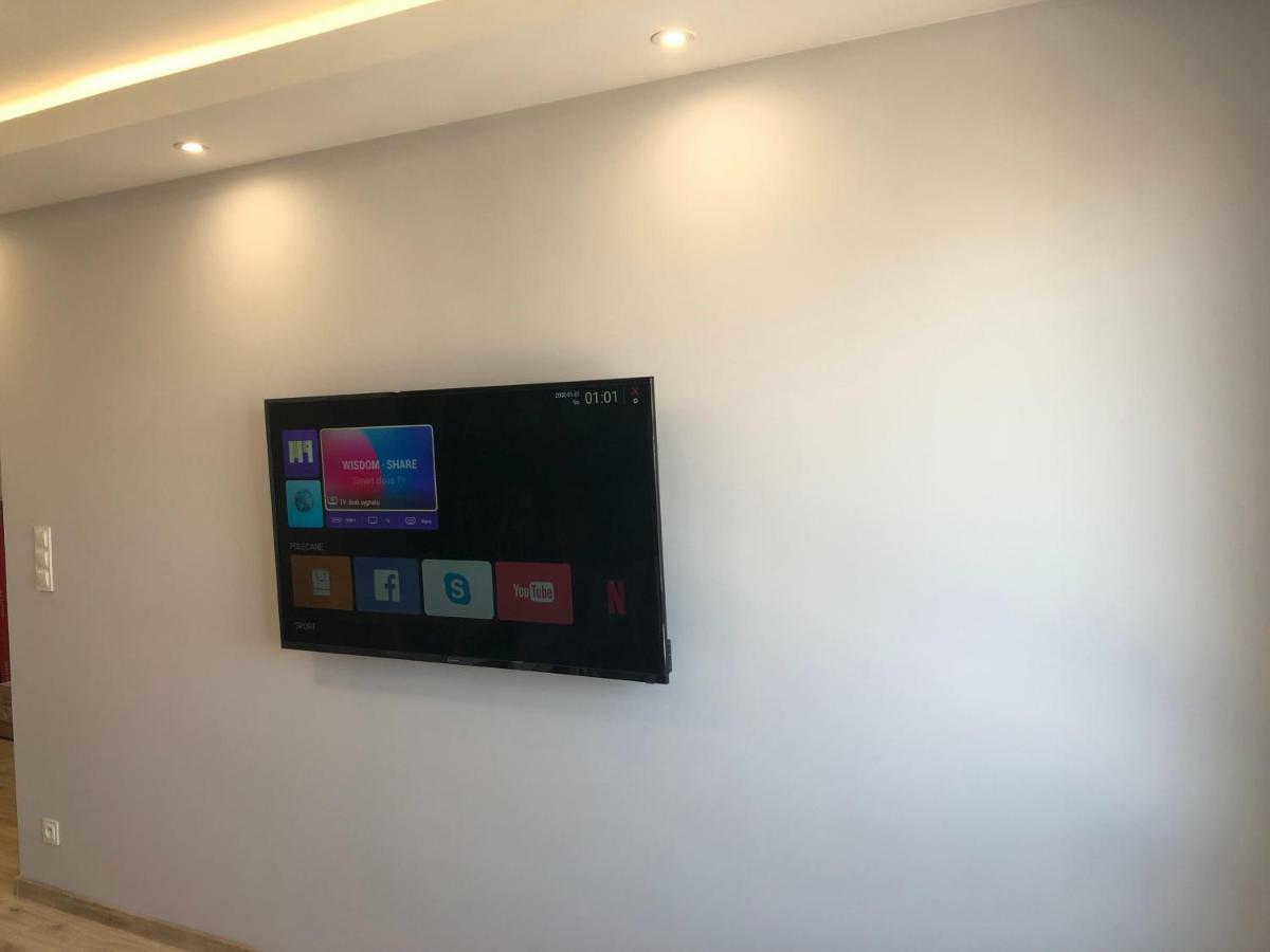 Klimatyzowany Apartament Roma Z Garazem Podziemnym Kielce Buitenkant foto
