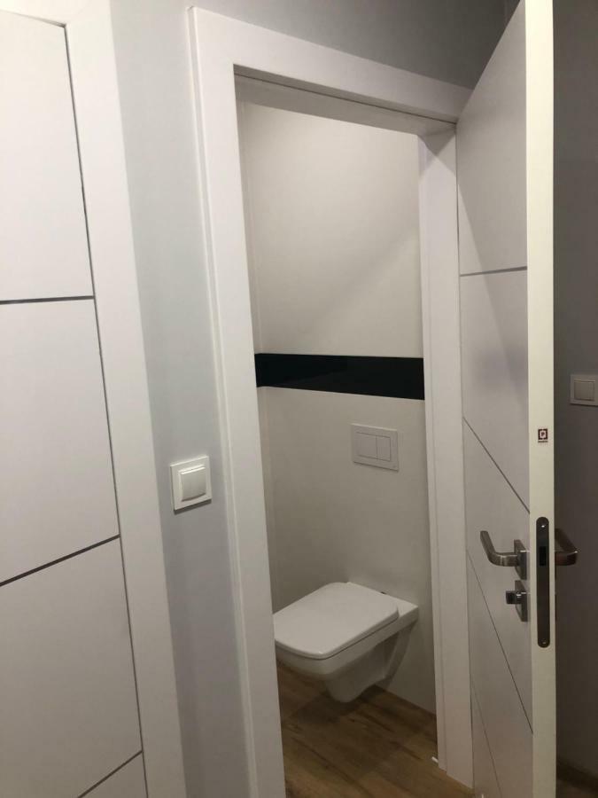 Klimatyzowany Apartament Roma Z Garazem Podziemnym Kielce Buitenkant foto