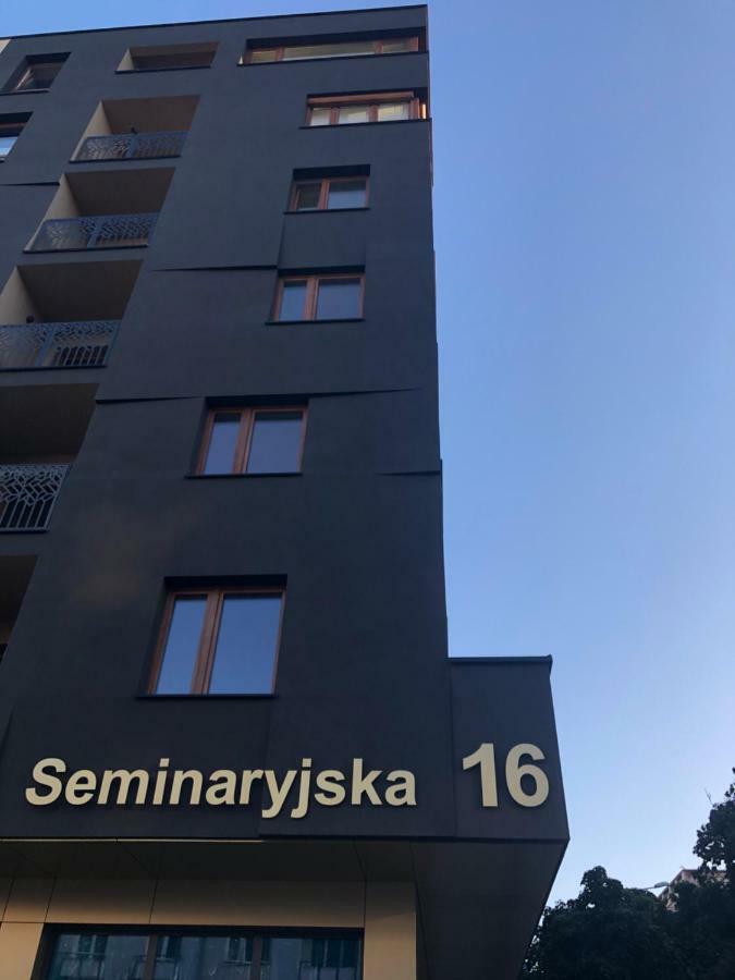 Klimatyzowany Apartament Roma Z Garazem Podziemnym Kielce Buitenkant foto